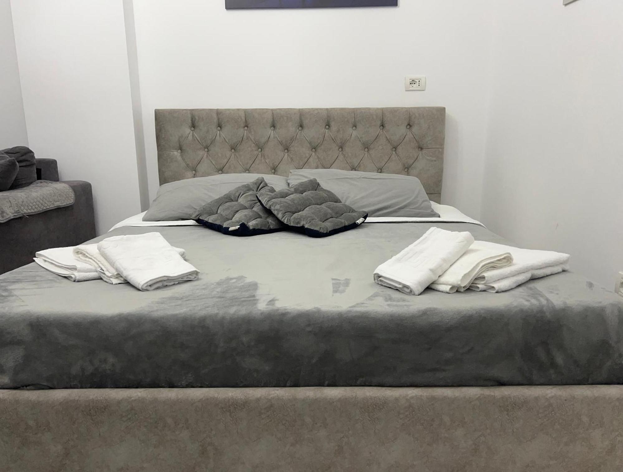 Apartment Blloku Apartament